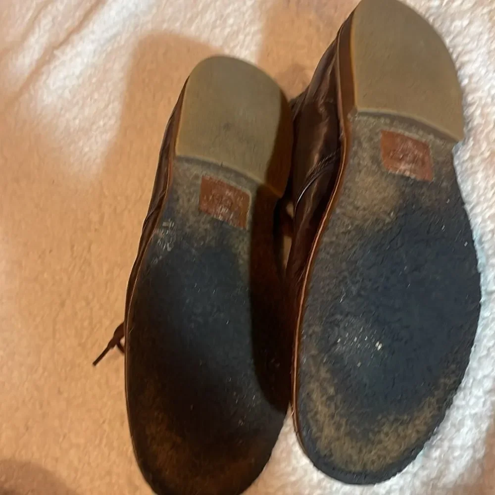 Ugg mens leather boots size 11
